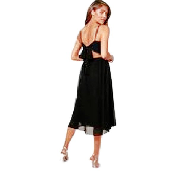Boohoo Dresses & Skirts - NWT Black Chiffon Tie Back Skater Dress Size 10